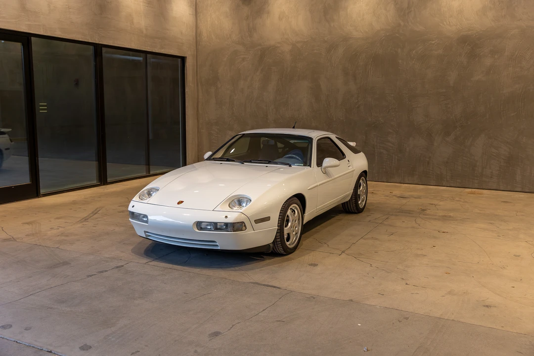 1993 Porsche 928 GTS - Image 13 of 31