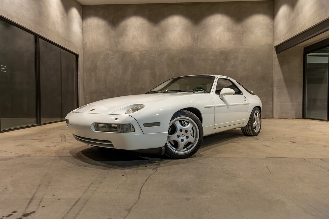 1993 Porsche 928 GTS - Image 12 of 31