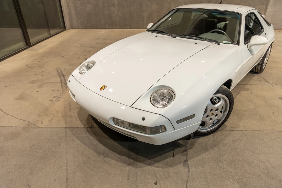 1993 Porsche 928 GTS - Image 8 of 31