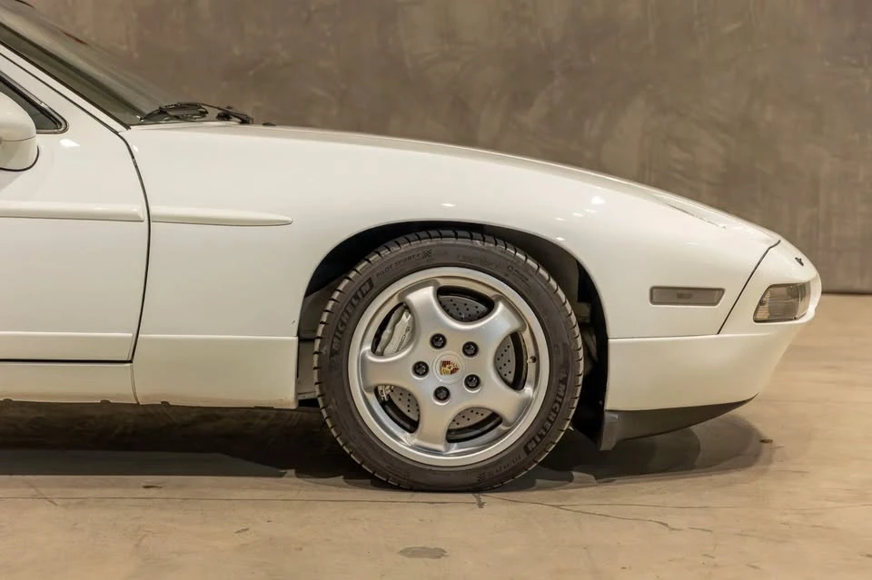 1993 Porsche 928 GTS - Image 9 of 20