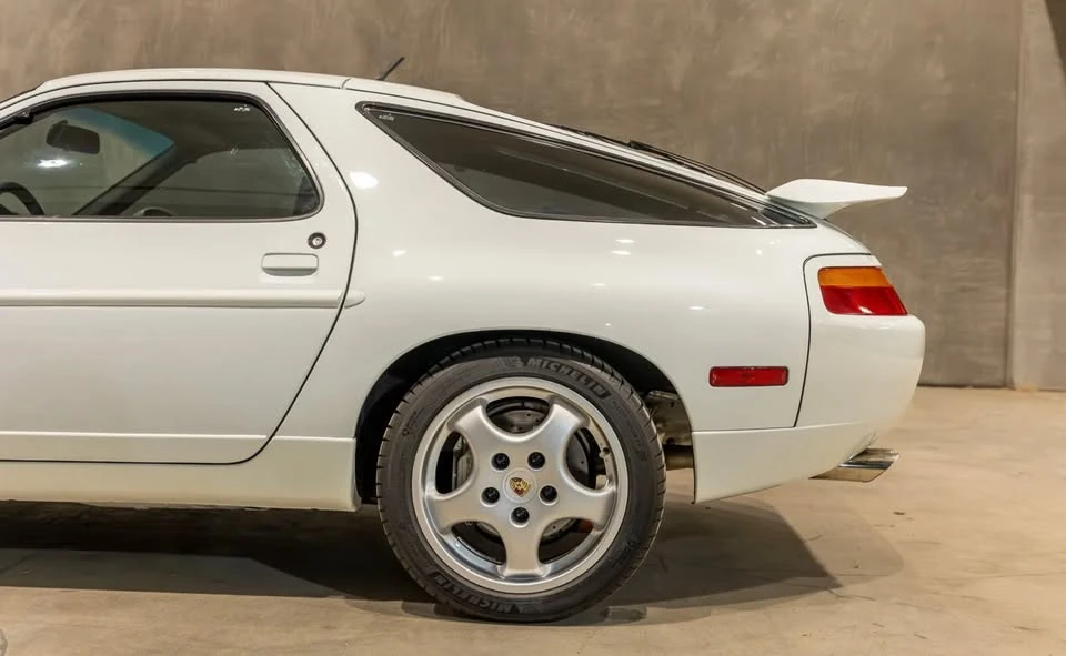 1993 Porsche 928 GTS - Image 10 of 20
