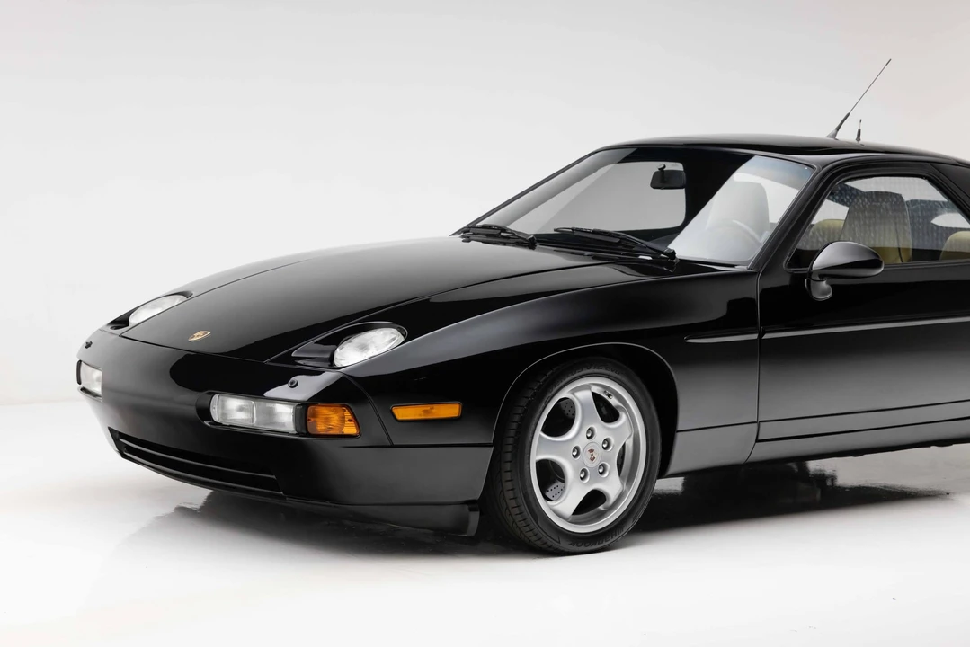 1993 Porsche 928 GTS - Image 12 of 31