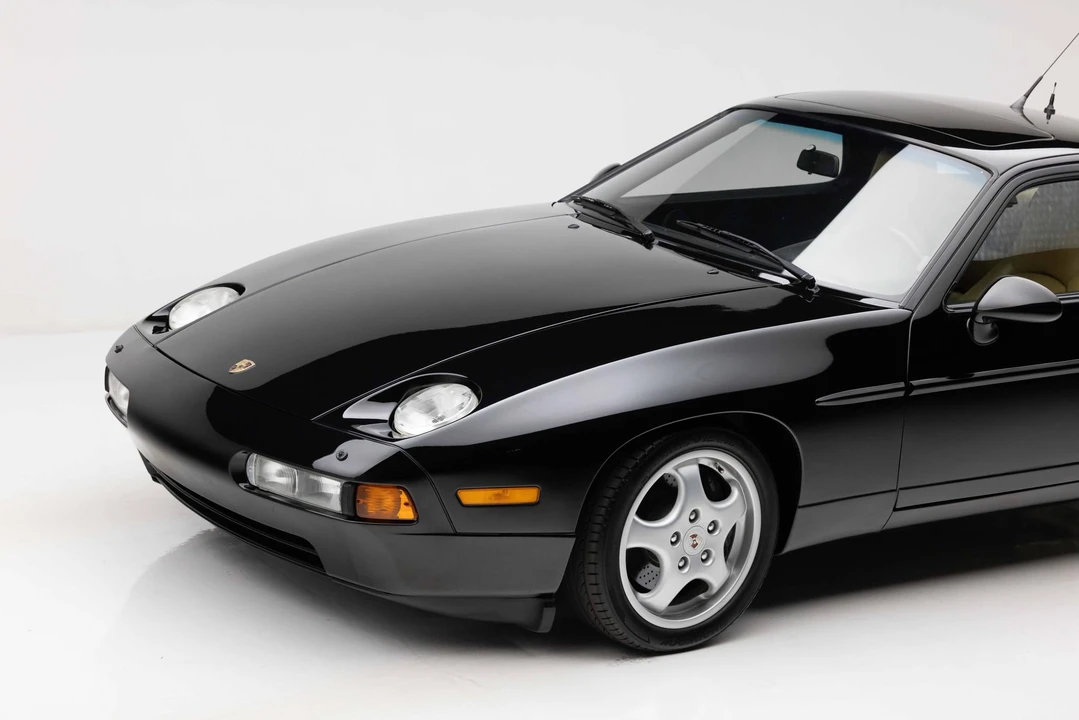 1993 Porsche 928 GTS - Image 13 of 31