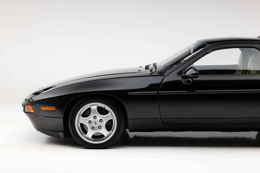 1993 Porsche 928 GTS - Image 25 of 31