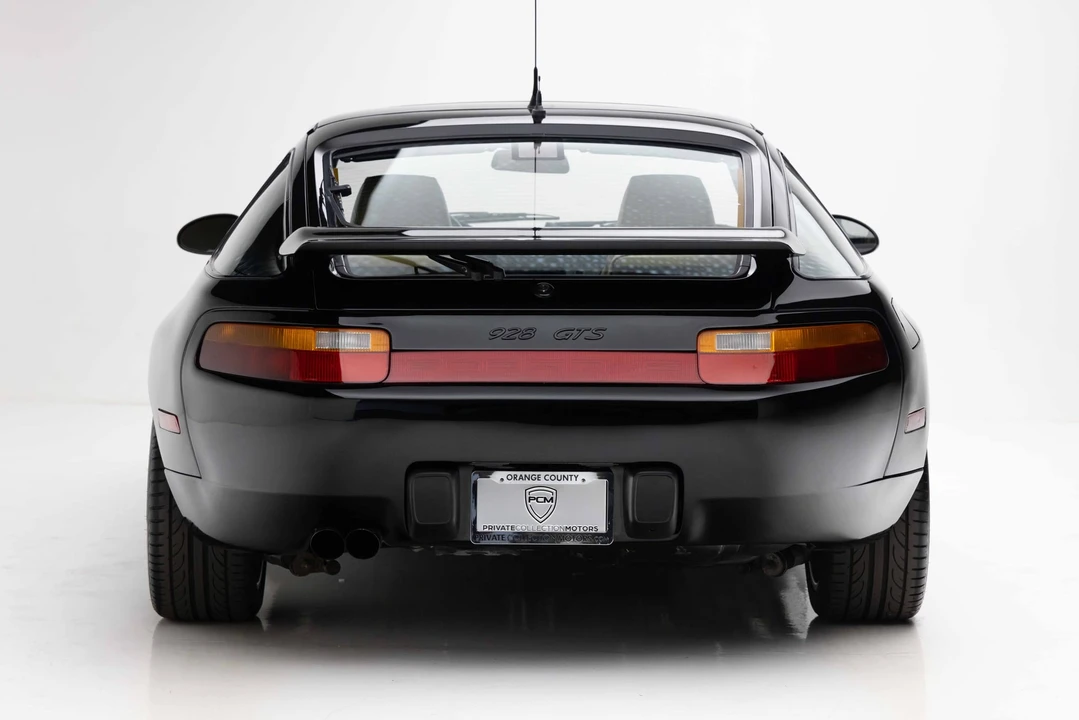 1993 Porsche 928 GTS - Image 10 of 31