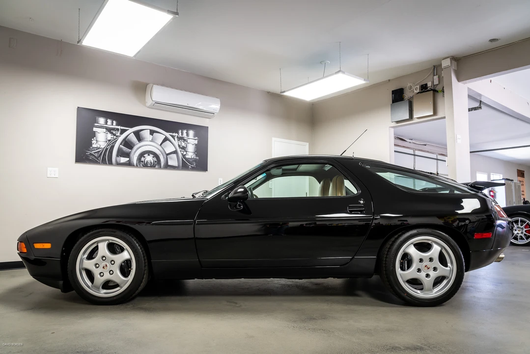 1993 Porsche 928 GTS - Image 9 of 31