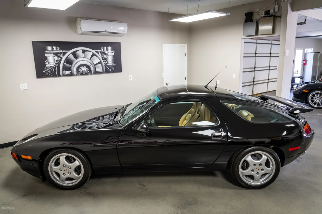 1993 Porsche 928 GTS - Image 8 of 31