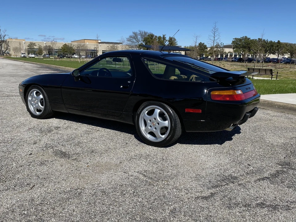 1993 Porsche 928 GTS - Image 13 of 31