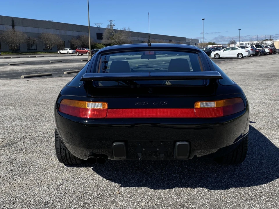 1993 Porsche 928 GTS - Image 16 of 31