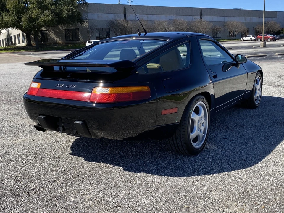 1993 Porsche 928 GTS - Image 3 of 31