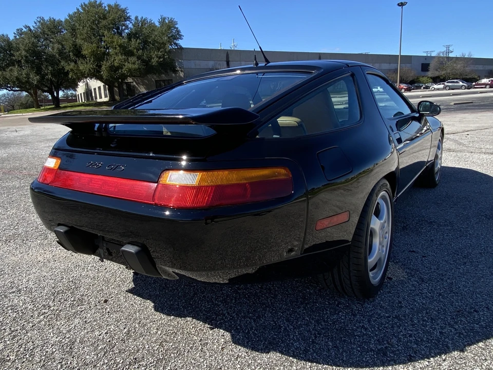 1993 Porsche 928 GTS - Image 2 of 31