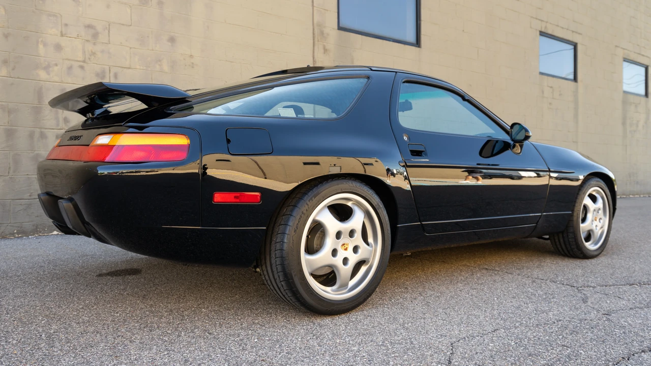 1993 Porsche 928 GTS - Image 5 of 31