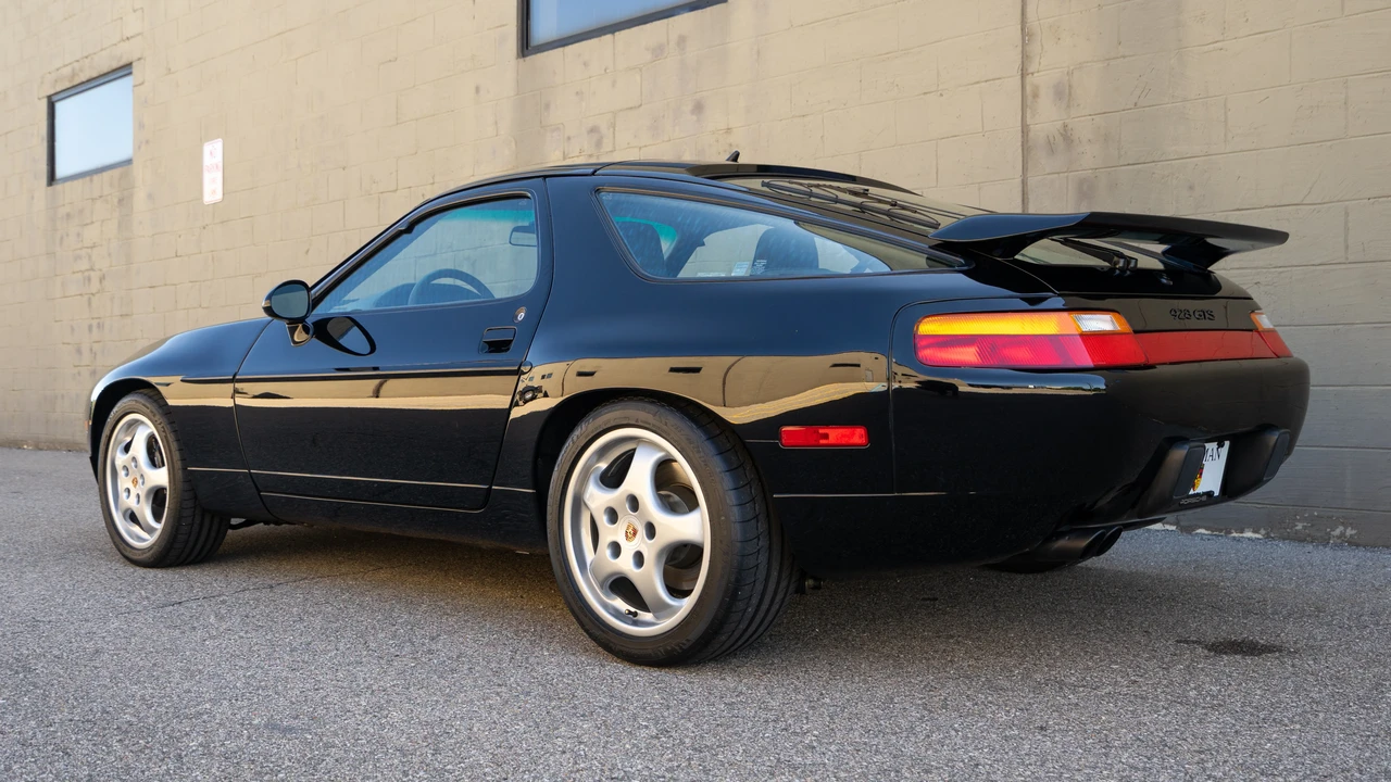 1993 Porsche 928 GTS - Image 7 of 31