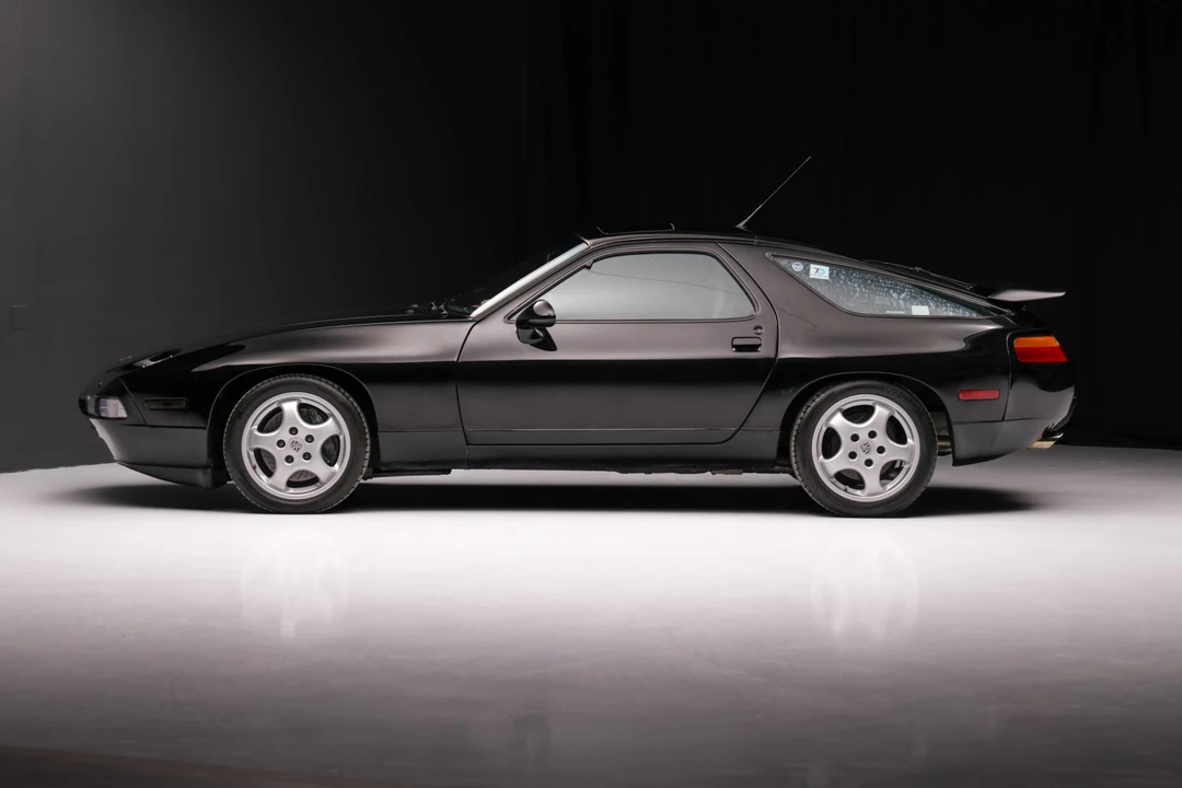 1993 Porsche 928 GTS - Image 12 of 31