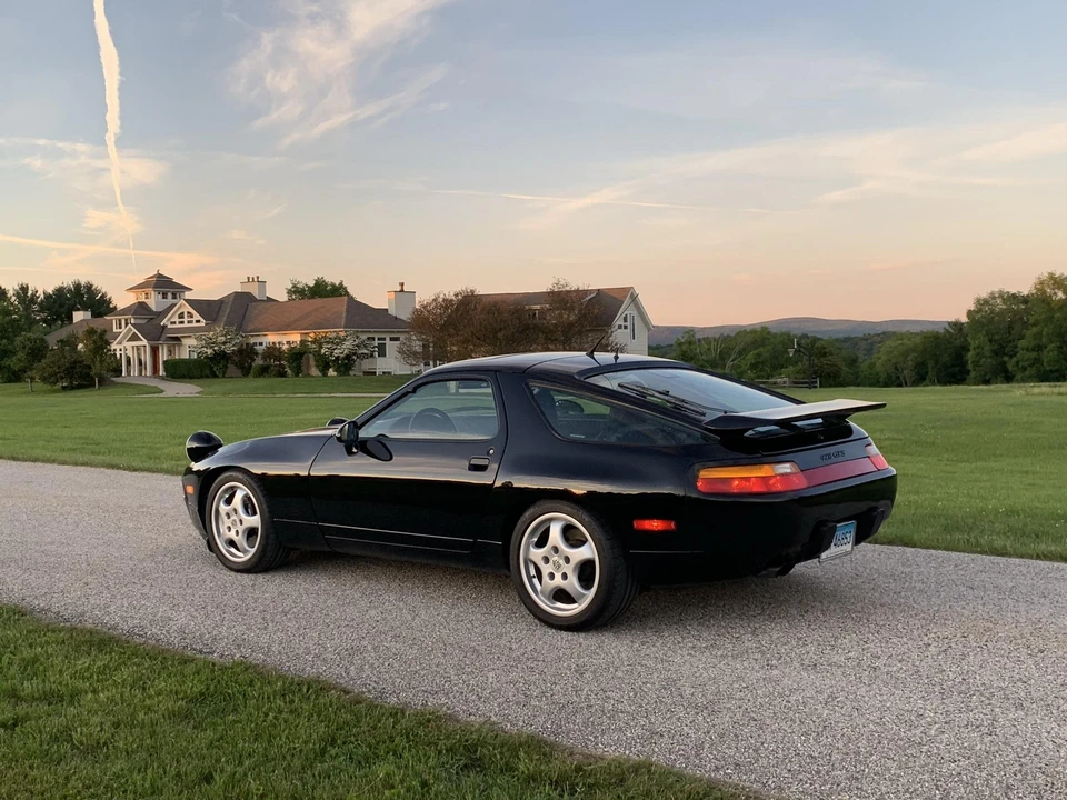 1993 Porsche 928 GTS - Image 8 of 31