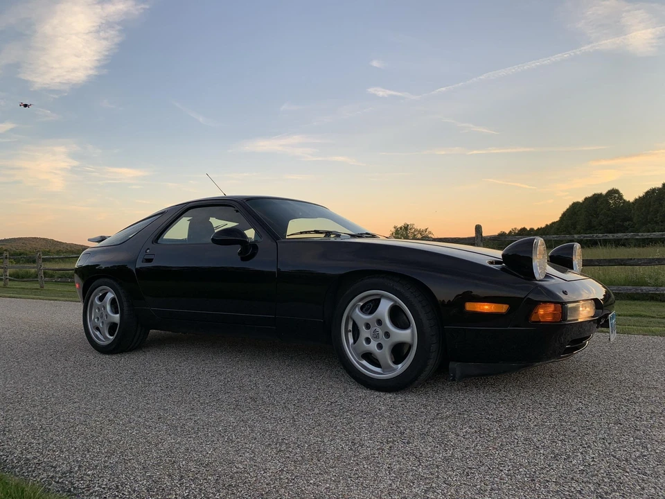 1993 Porsche 928 GTS - Image 13 of 31