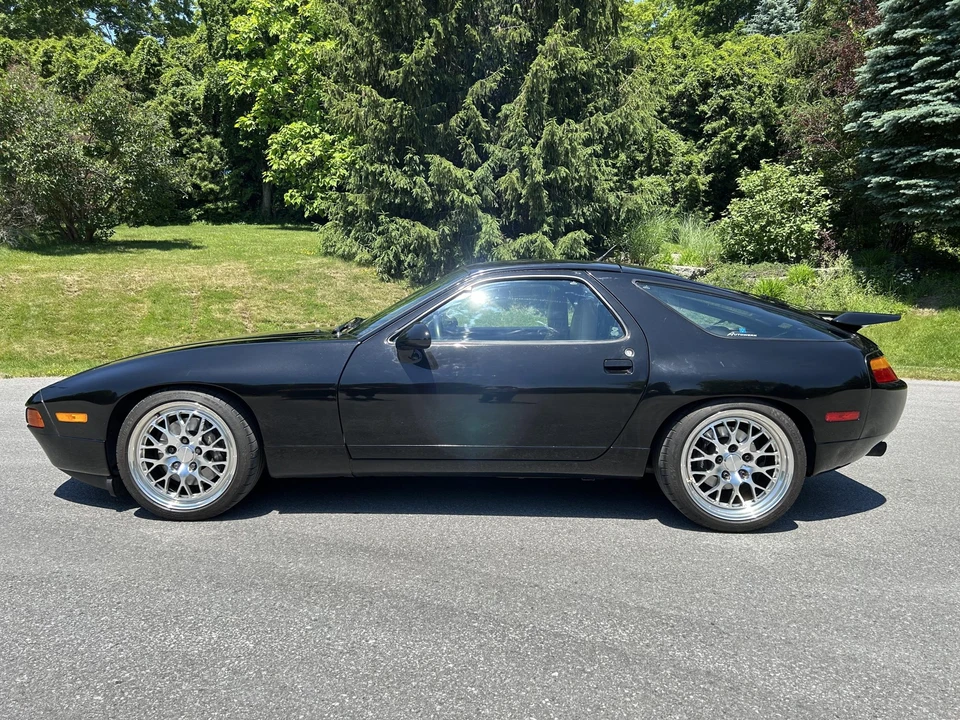1993 Porsche 928 GTS - Image 16 of 31
