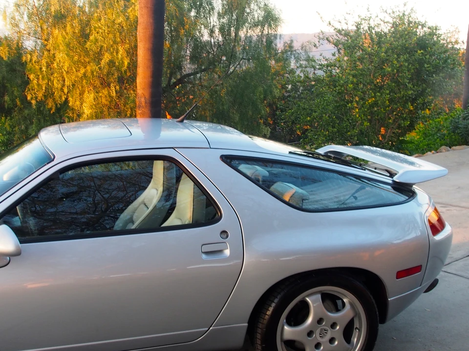 1993 Porsche 928 GTS - Image 11 of 31
