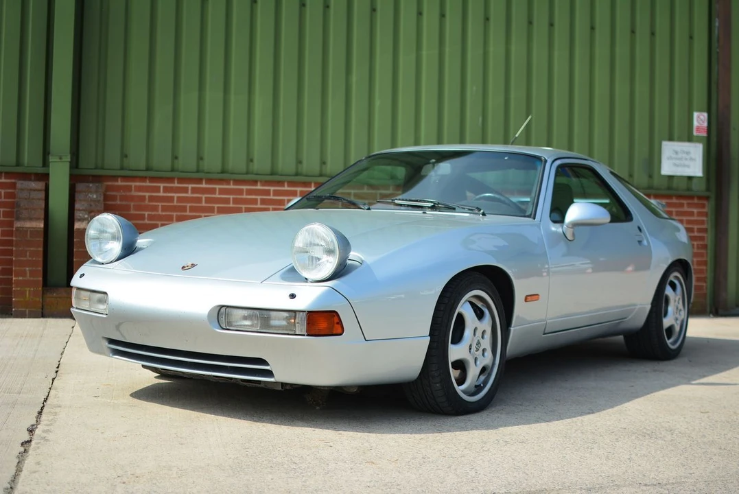 1993 Porsche 928 GTS - Image 9 of 17