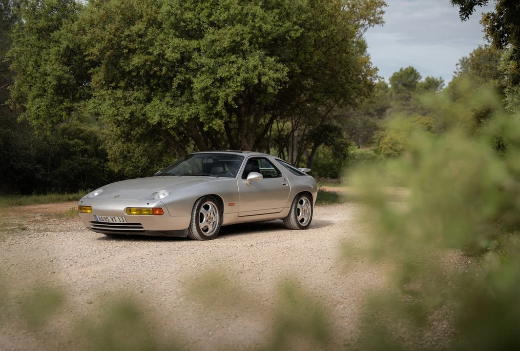 1993 Porsche 928 GTS - Image 2 of 31