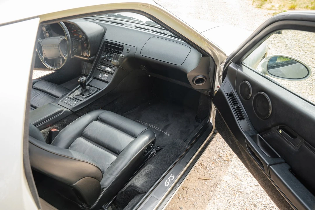 1993 Porsche 928 GTS - Image 26 of 31