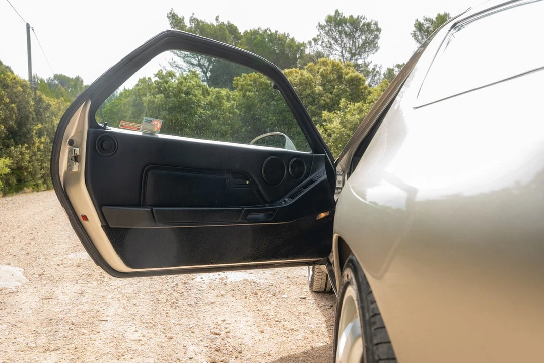 1993 Porsche 928 GTS - Image 16 of 31