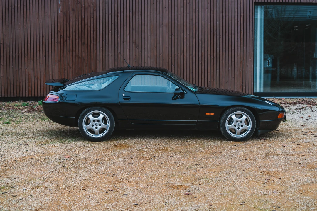 1993 Porsche 928 GTS - Image 17 of 31