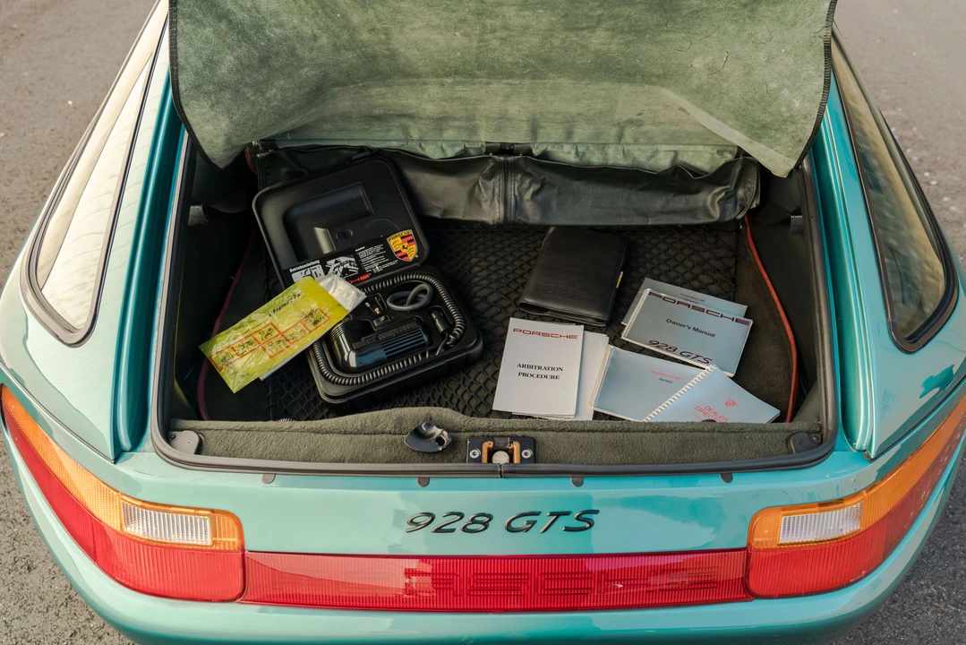 1993 Porsche 928 GTS - Image 7 of 31