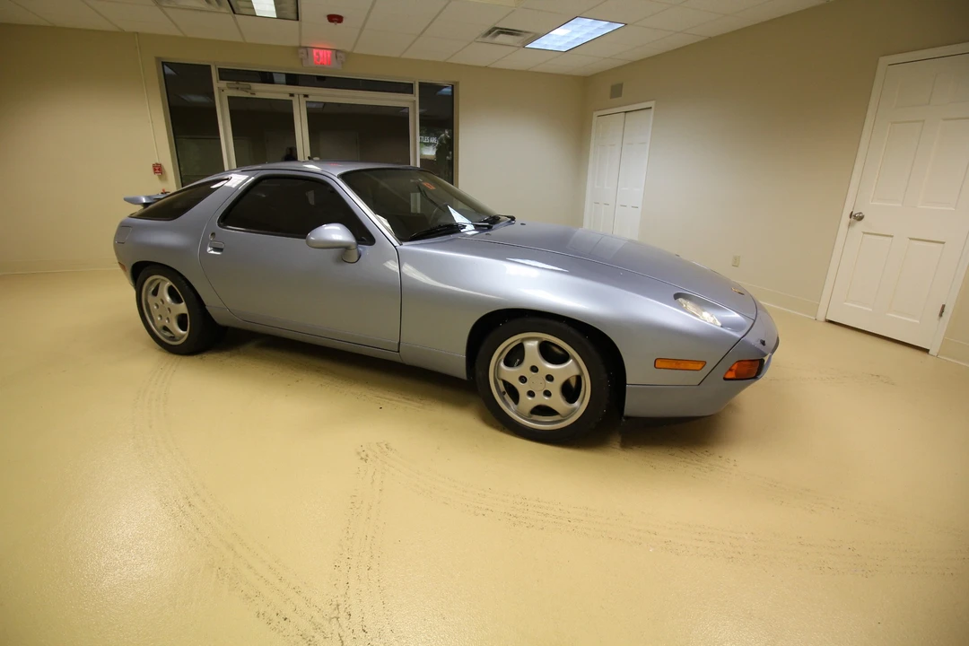 1993 Porsche 928 GTS - Image 8 of 31