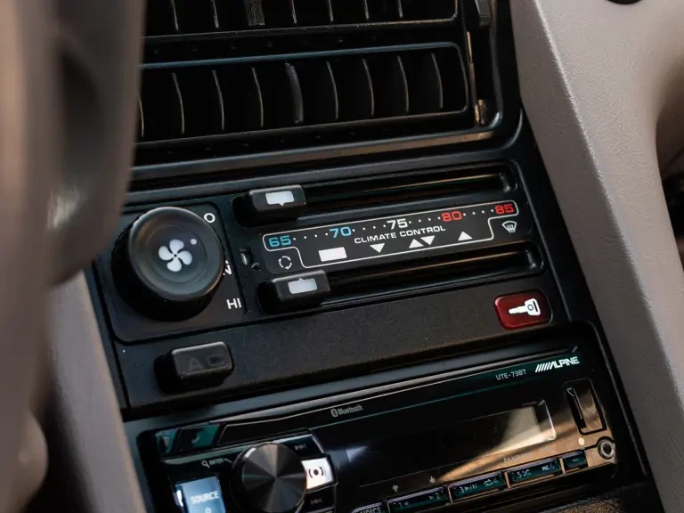1993 Porsche 928 GTS - Image 18 of 31