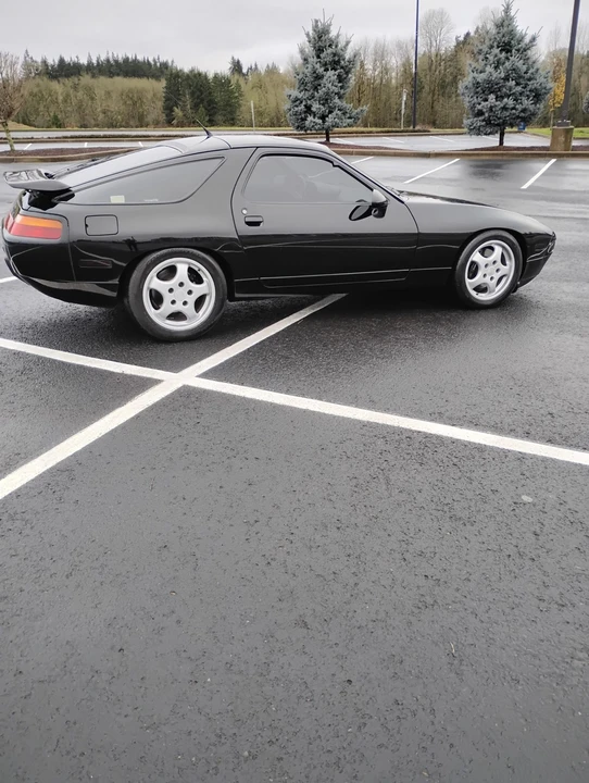 1993 Porsche 928 GTS - Image 8 of 31