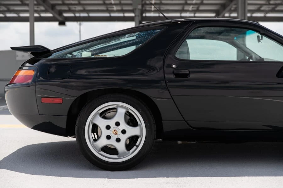 1993 Porsche 928 GTS - Image 19 of 31