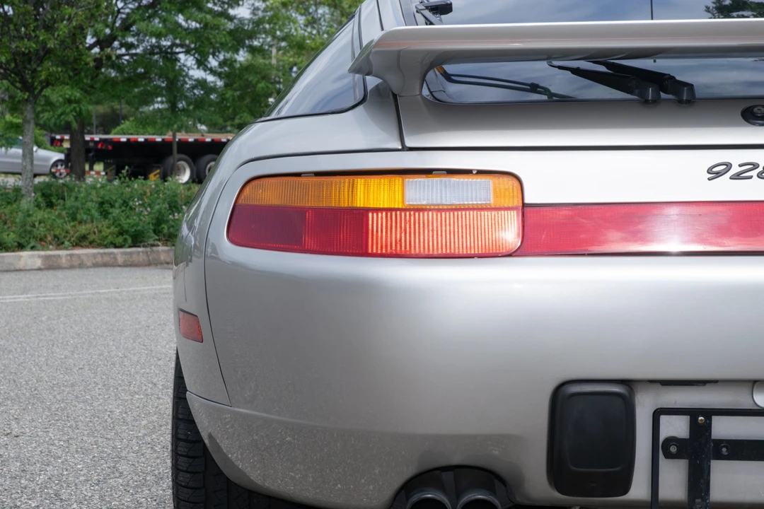 1993 Porsche 928 GTS - Image 12 of 31