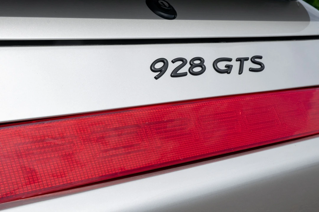 1993 Porsche 928 GTS - Image 14 of 31