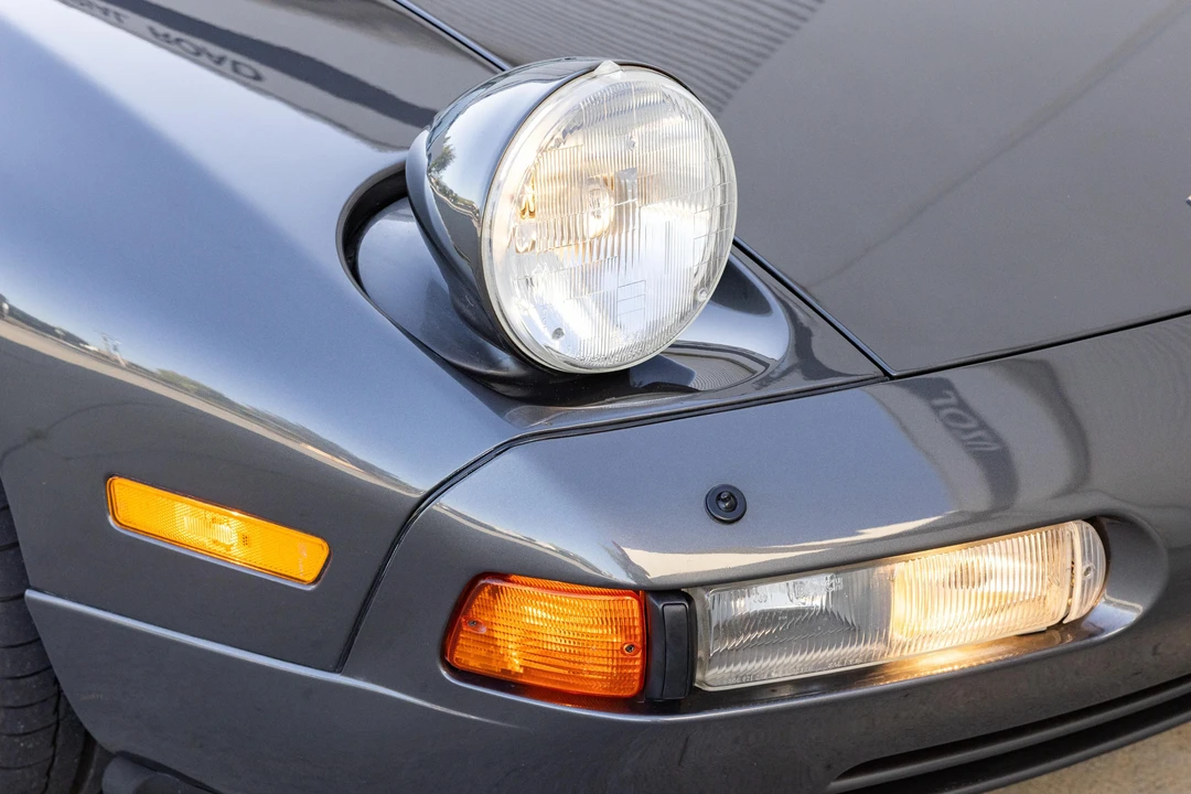 1993 Porsche 928 GTS - Image 16 of 31