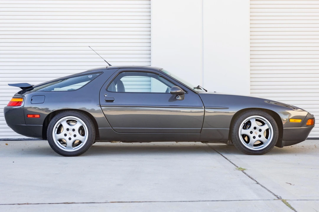 1993 Porsche 928 GTS - Image 3 of 31