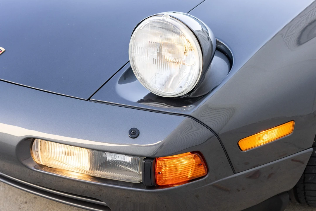 1993 Porsche 928 GTS - Image 23 of 31