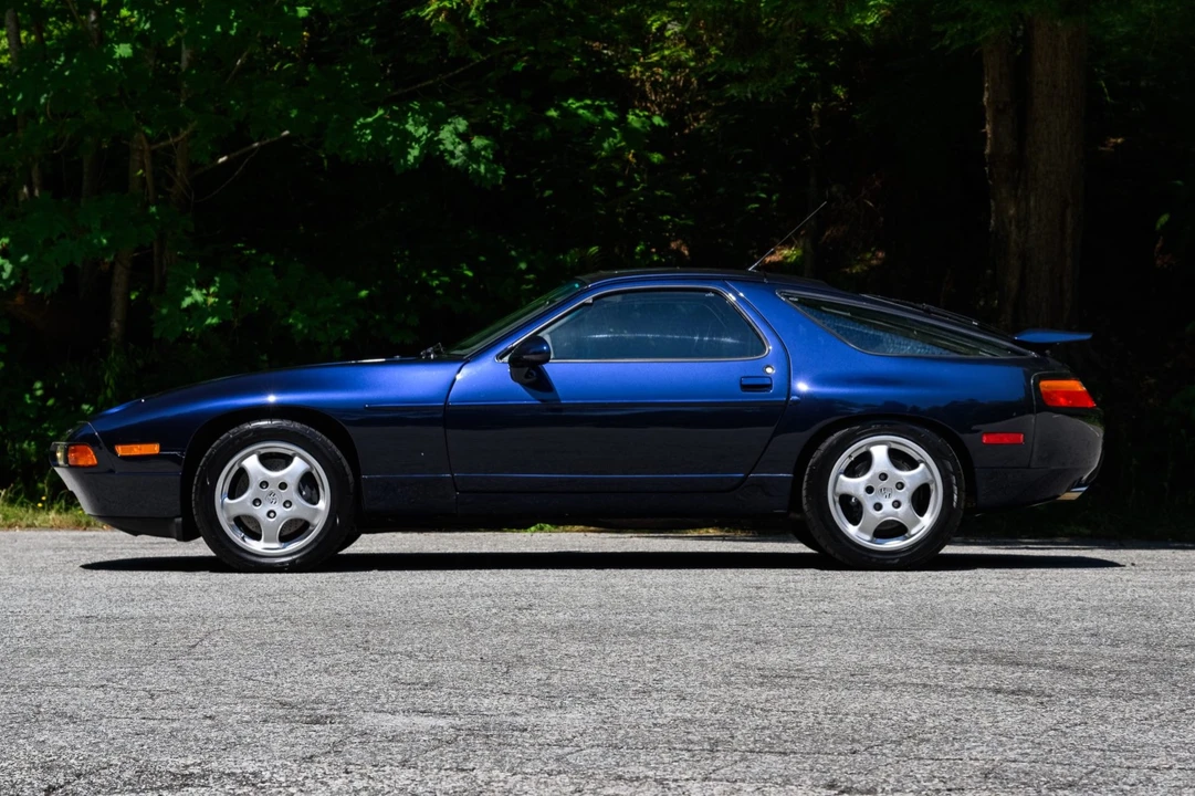 1993 Porsche 928 GTS - Image 8 of 31