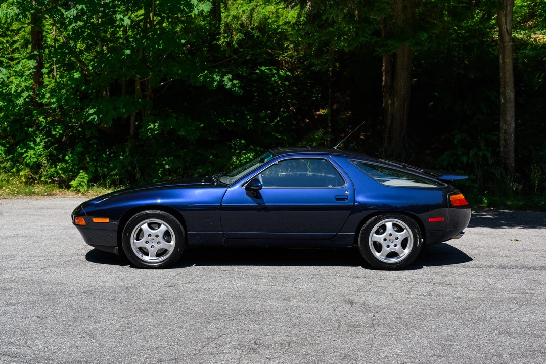 1993 Porsche 928 GTS - Image 9 of 31