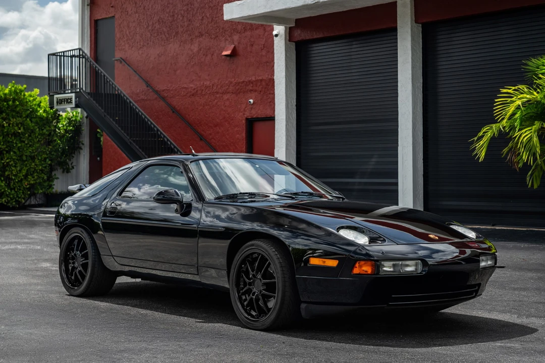 1993 Porsche 928 GTS - Image 16 of 31