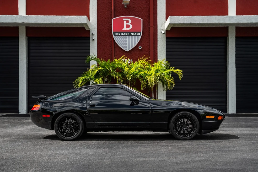 1993 Porsche 928 GTS - Image 14 of 31