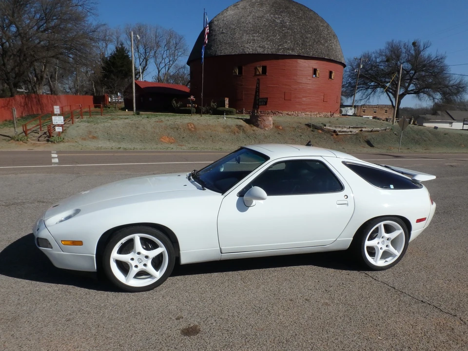 1993 Porsche 928 GTS - Image 5 of 31