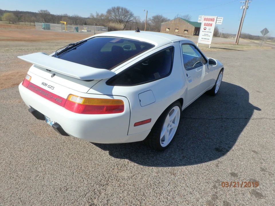 1993 Porsche 928 GTS - Image 12 of 31