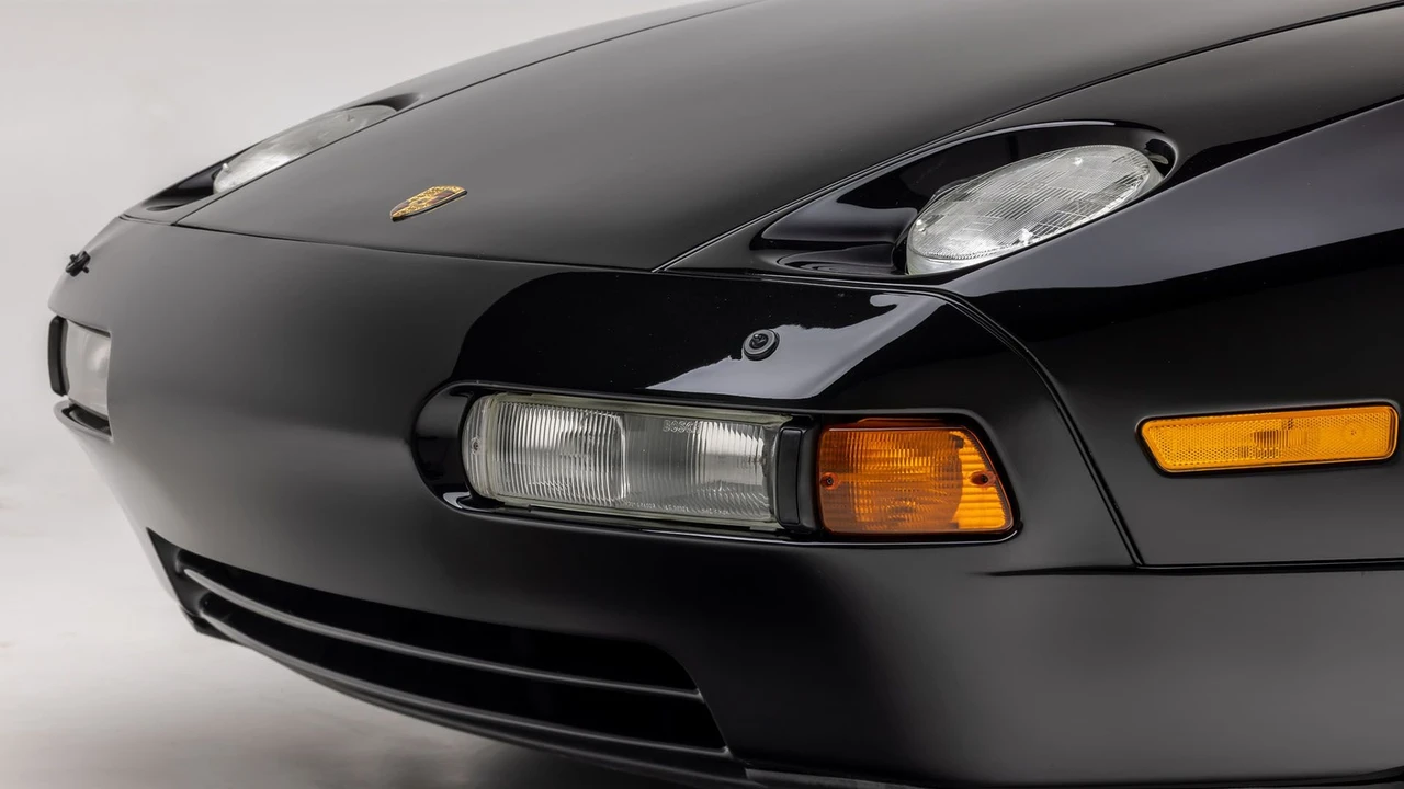 1993 Porsche 928 GTS - Image 26 of 31