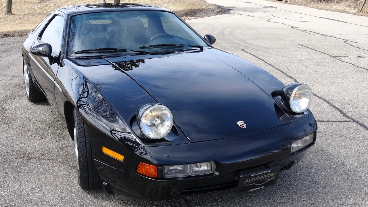 1993 Porsche 928 GTS - Image 7 of 31