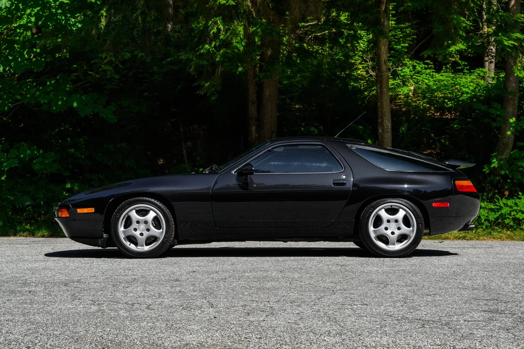 1993 Porsche 928 GTS - Image 24 of 31