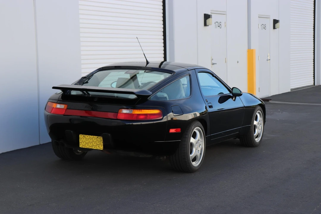 1993 Porsche 928 GTS - Image 10 of 31