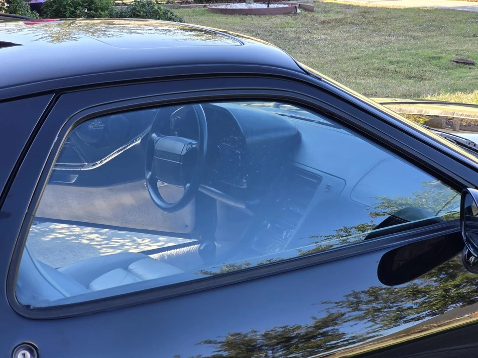 1993 Porsche 928 GTS - Image 8 of 21