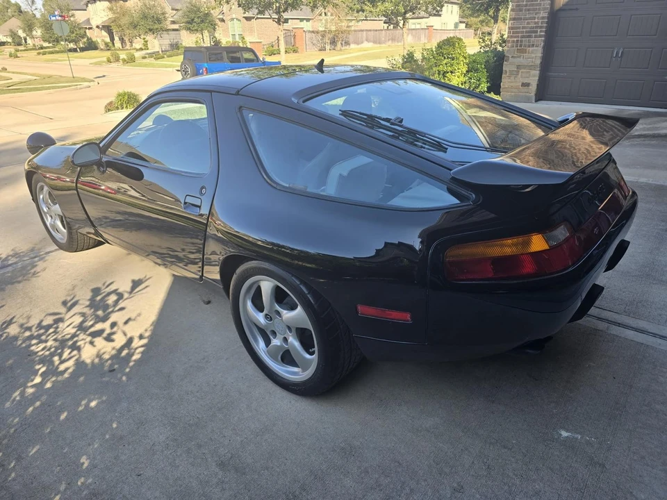1993 Porsche 928 GTS - Image 6 of 21