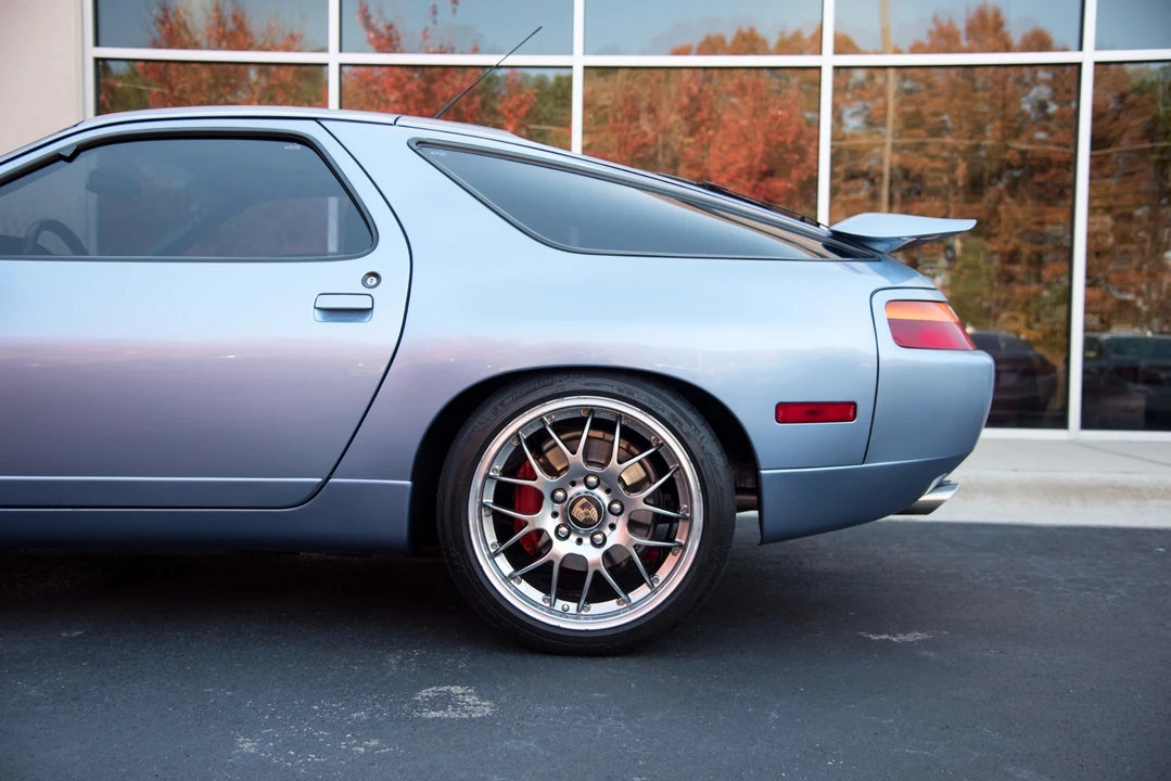 1993 Porsche 928 GTS - Image 23 of 31